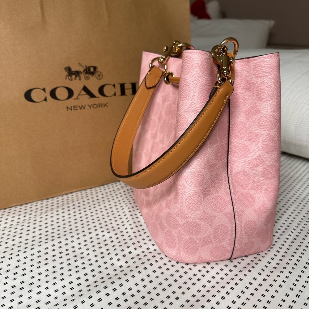 Coach Powder Pink Rowan Bucket - Picture 4 of 5